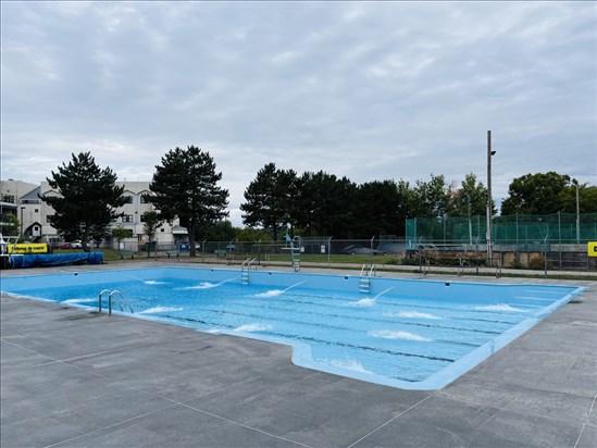 Cure de rajeunissement pour la piscine du parc Yvon-Massicotte