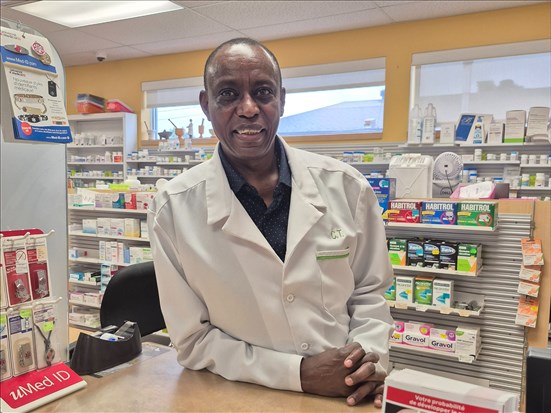 Un nouveau pharmacien originaire du Burundi s'installe à Girardville et à Albanel