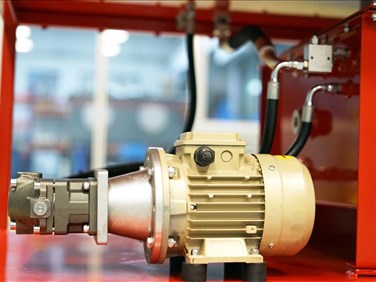 Moteur hydraulique : la puissance qui fait travailler vos équipements au Québec