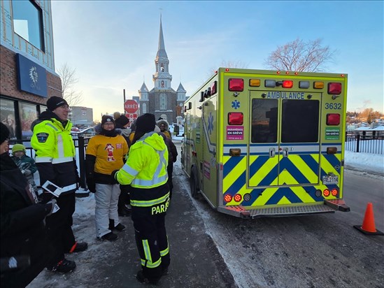 Un accueil musclé pour Christine Fréchette au Lion Bleu d’Alma  