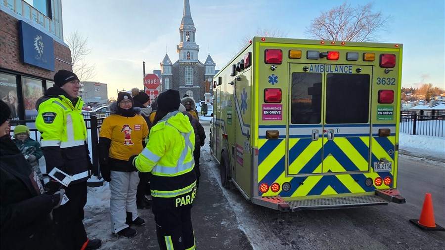 Un accueil musclé pour Christine Fréchette au Lion Bleu d’Alma  