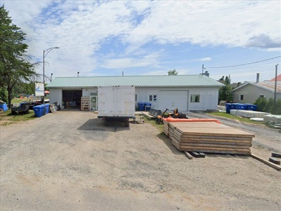 Le garage municipal de Péribonka réduit en cendres