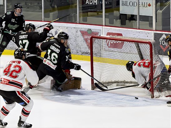 Une autre sortie du tonnerre et les Marquis mènent 2 à 0