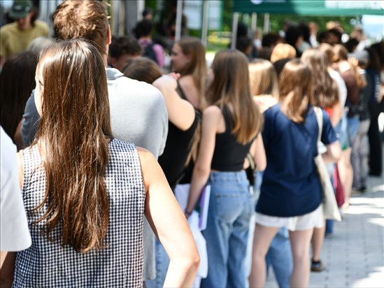 La Fédération des cégeps soulagée, les étudiants laissés sur leur faim