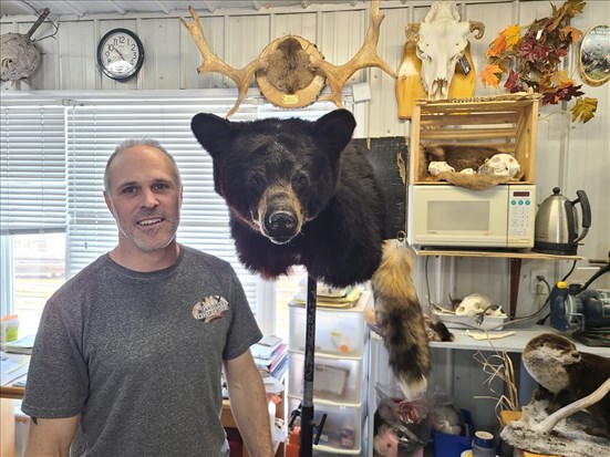 Frédéric Boivin, le dernier taxidermiste au lac?