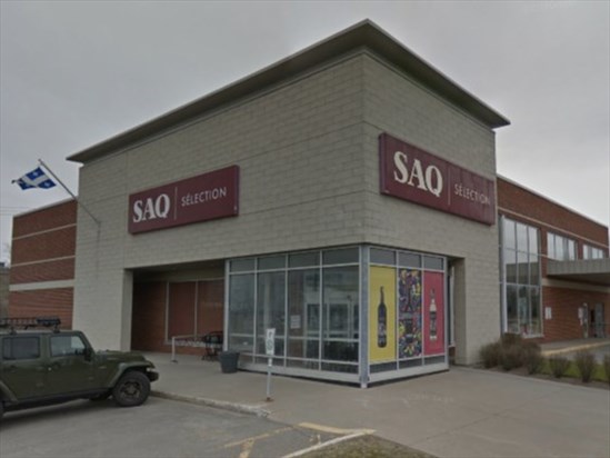 Fini les boites de carton pour les clients de la SAQ