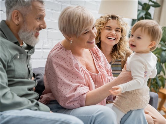 Le rôle des grands-parents pas assez reconnu, selon un sondage