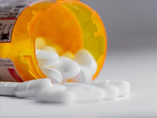 Ottawa resserre temporairement le contrôle sur de nouvelles substances