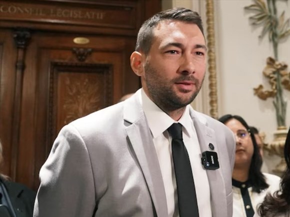 Québec solidaire presse le gouvernement de déposer un projet de loi
