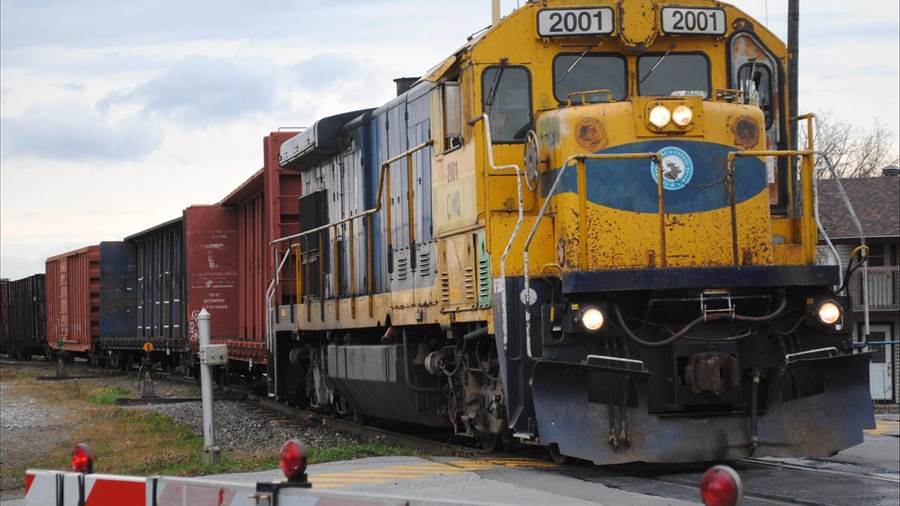 Décès d'un piéton après une collision avec un train à Desbiens