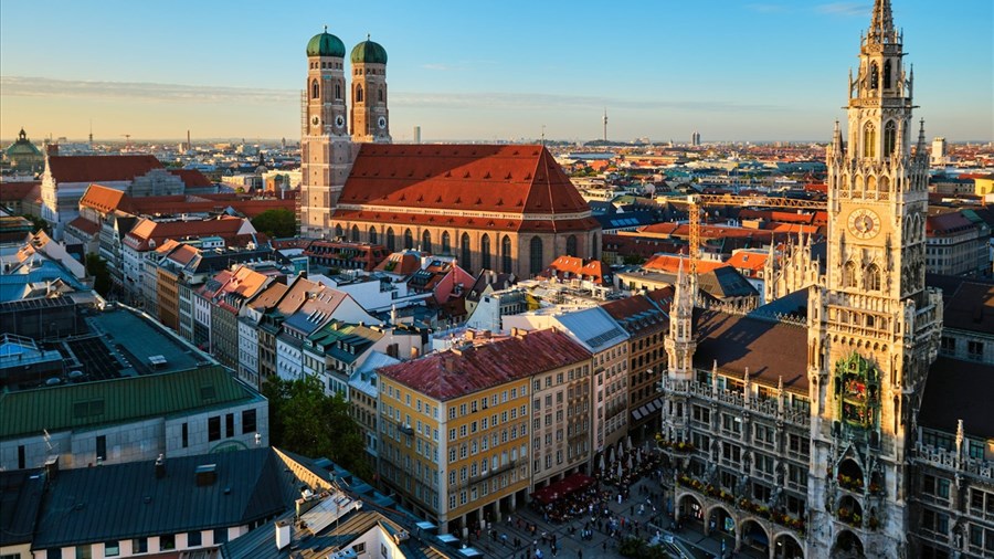 Voyager en Allemagne et en Pologne : comment aborder les lieux chargés d'histoire