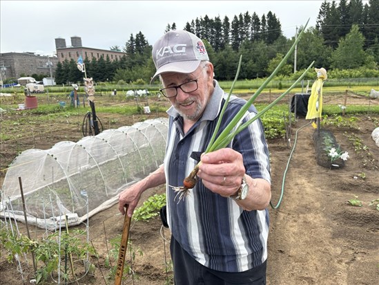 À 85 ans, Gérard Routhier cultive toujours sa passion