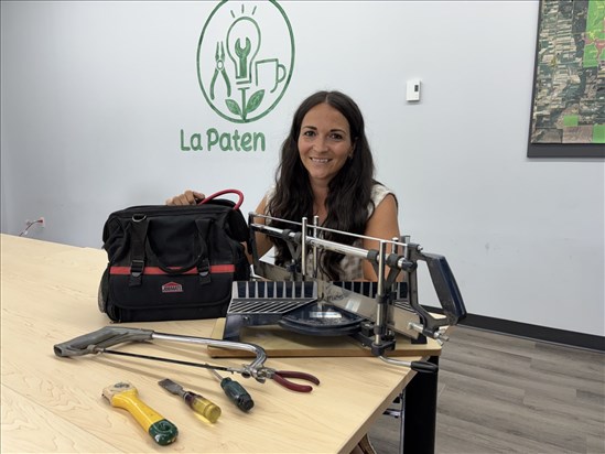 Claudia Perron donne vie à la Patenterie à Albanel